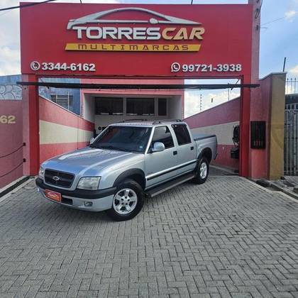 CHEVROLET S10 2.4 ADVANTAGE 4X2 CD 8V FLEX 4P MANUAL CHEVROLET S10 2.4 ADVANTAGE 4X2 CD 8V FLEX 4P MANUAL